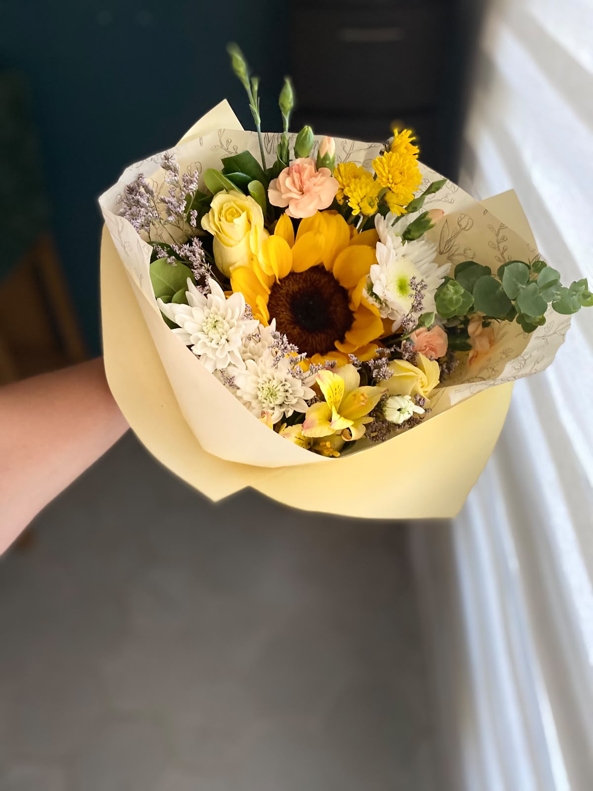 CORAL BOUQUET