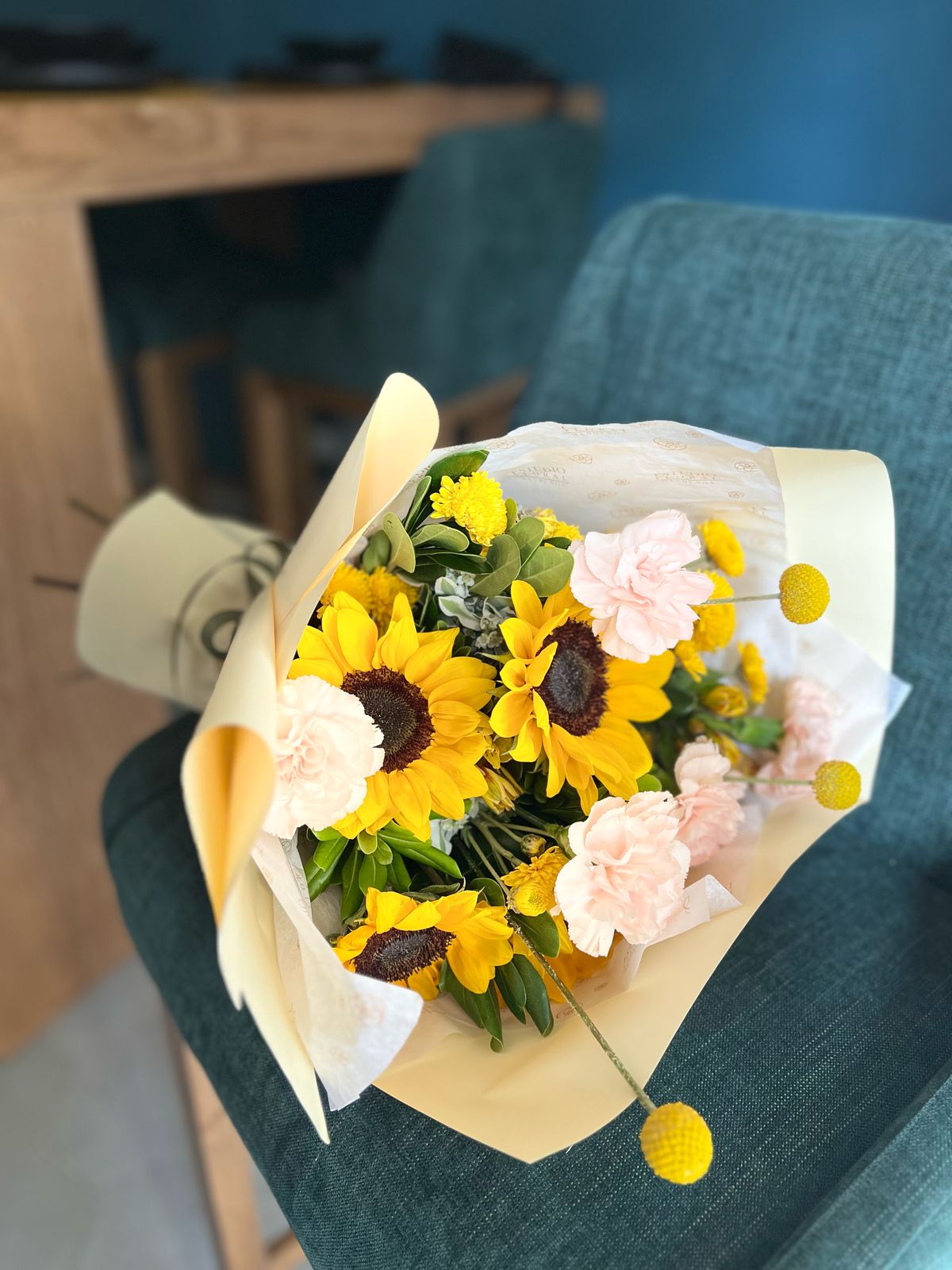 HONEY BOUQUET