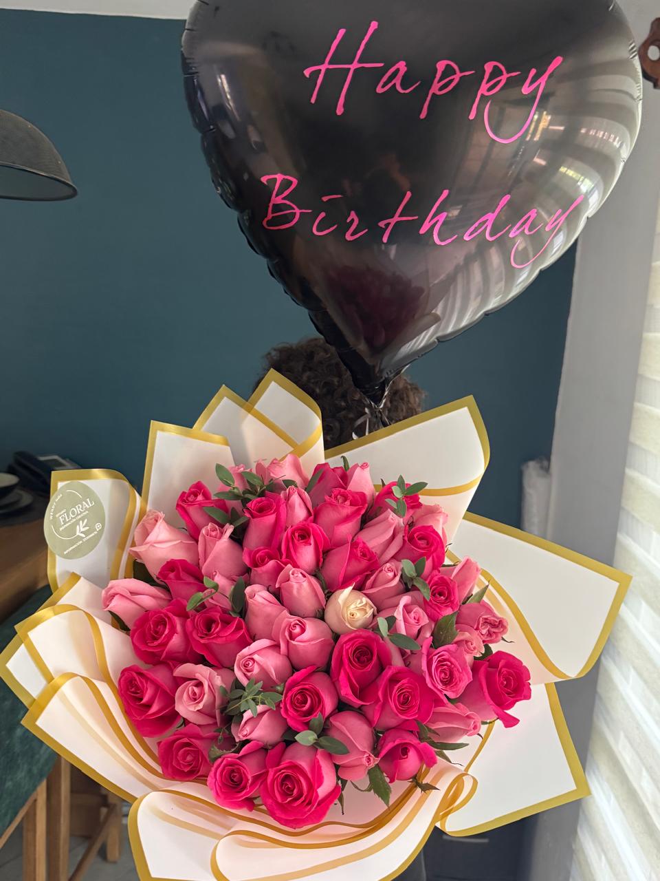 RED VELVET BOUQUET