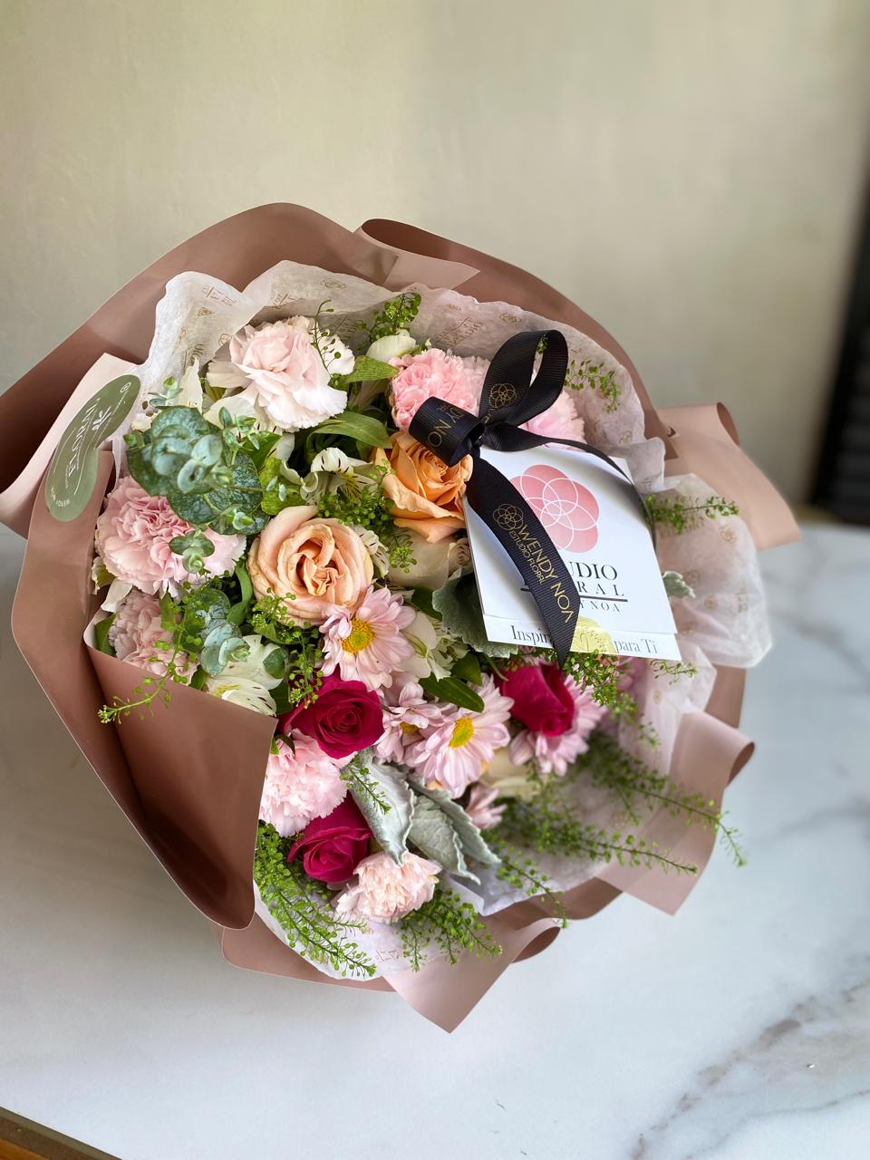 AURORA BOUQUET