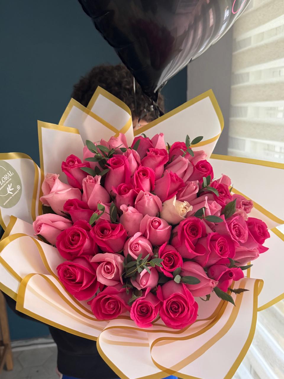RED VELVET BOUQUET