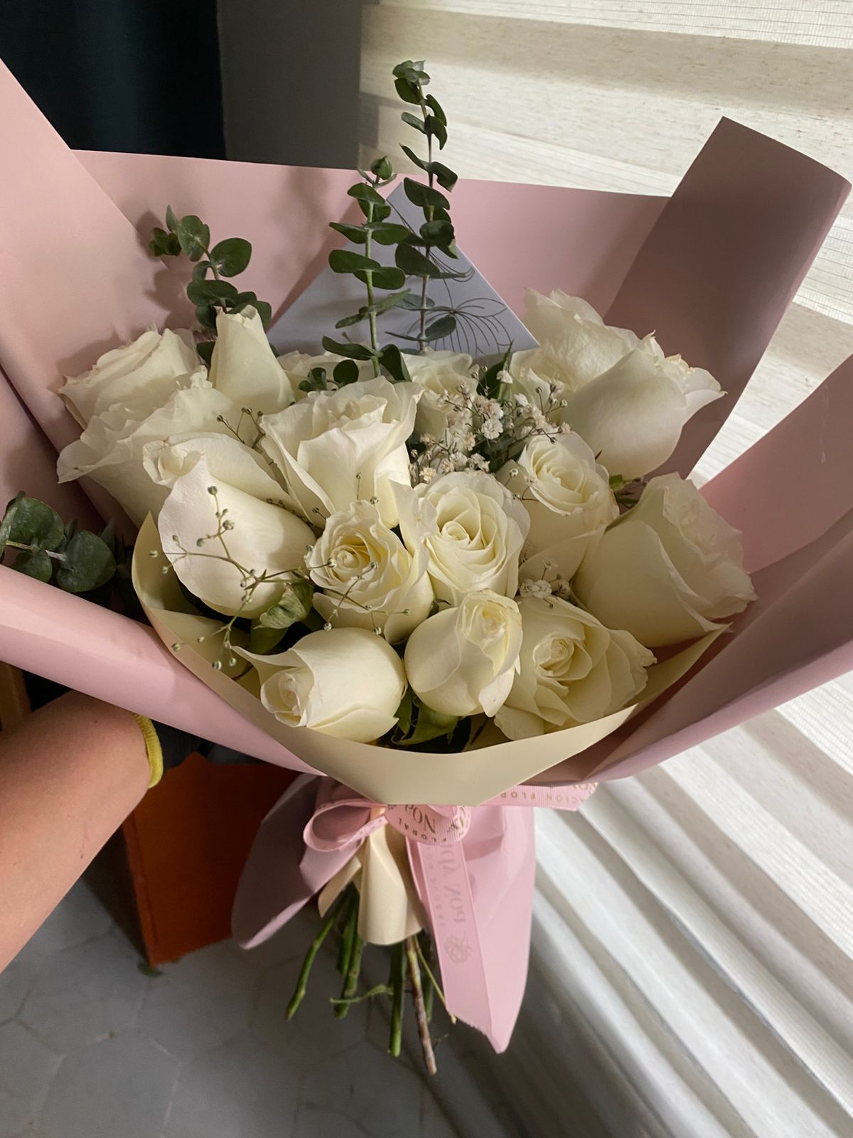 SNOW BOUQUET